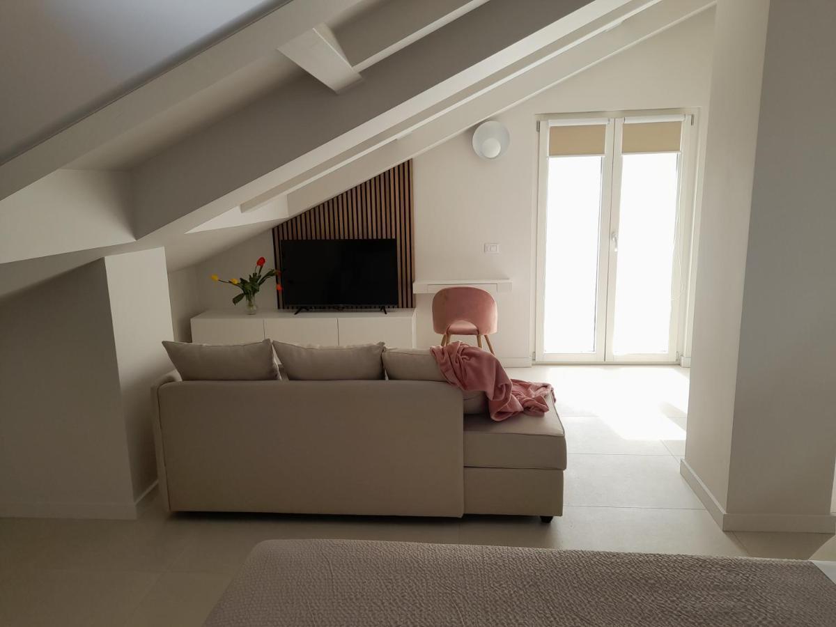 Gt Apartments - New Opening Vibo Valentia Marina Ngoại thất bức ảnh