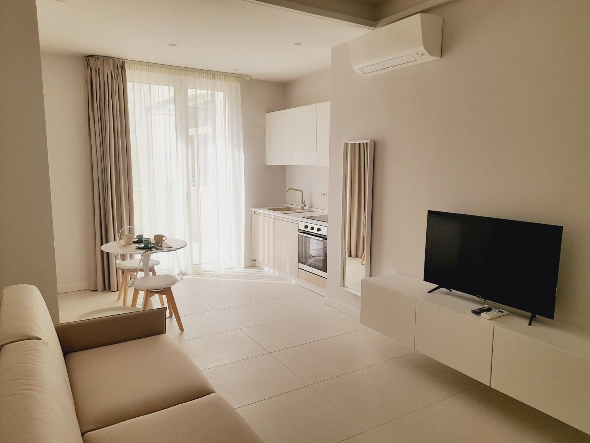 Gt Apartments - New Opening Vibo Valentia Marina Ngoại thất bức ảnh